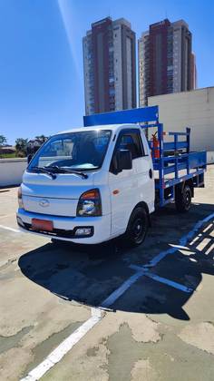 HYUNDAI HR 2.5 LONGO SEM CAÇAMBA 4X2 16V 130CV TURBO INTERCOOLER DIESEL 2P MANUAL HYUNDAI HR 2.5 LONGO SEM CAÇAMBA 4X2 16V 130CV TURBO INTERCOOLER DIESEL 2P MANUAL